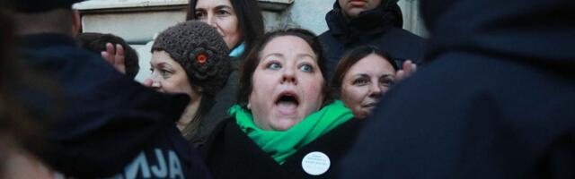 Da li se Srbija sve brže približava ekstremnoj autokratiji?