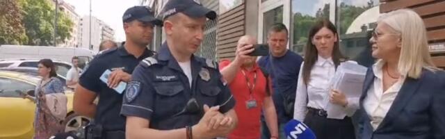 Izvršitelji hteli da isele preko 10 porodica, pa odustali (VIDEO)