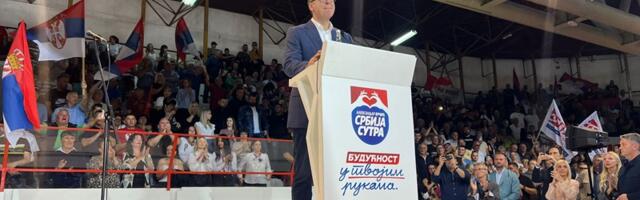 Vučić u Čačku: Srbija je naša zakletva, naša budućnost