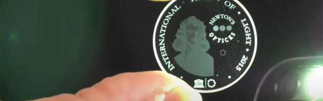 Genom čoveka snimljen na 5D kristal