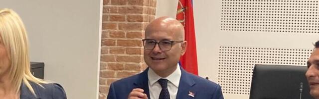 „Svesni su da su sledeći korak vile i motike“: Niški političari o ostavci premijera – za opoziciju nedovoljna, za SPS „prilika za nove lidere“