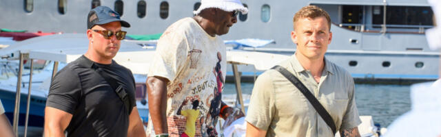 DŽORDAN STIGAO NA BALKAN, NISU VEROVALI ŠTA JE URADIO: Ono što je izvadio iz džepa, prisutne je zabezeknulo! (FOTO)