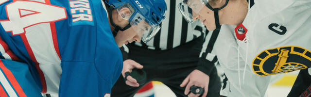 Serija "Heated Rivalry" o kojoj priča ceo svet stiže konačno u Srbiju! Svi je gledaju kao drogirani, ocene kidaju!