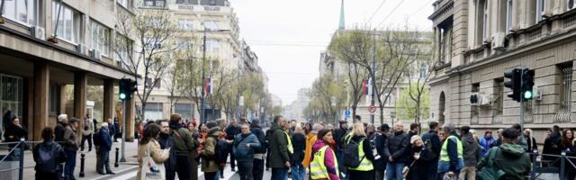 Prvog dana rušenje, a drugog klanjanje i svečani doček Rame: Aleksandrić objavio svoj blokaderski plan