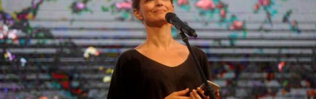 Jelena Stupljanin usred haosa u NS: Pukli su, ovo je kraj (VIDEO)