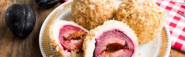 Ovaj recept za knedle sa šljivama zovu "domaćicina tajna": Ukusu se dive i najveštiji poslastičari