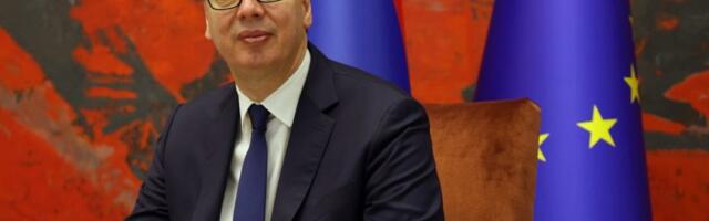 Ruski list: Postalo je malo smešno kuda Vučić vodi Srbiju