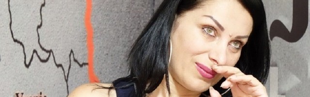 Oterali je političari u Ameriku, ona postala doktor nauka: "Ako si u partiji, možeš da radiš"