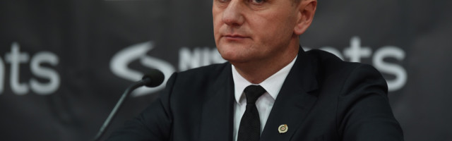 "NEĆEMO PRAVITI NIKAKVE KOMPROMISE" Prvi čovek Partizana otvoreno o SMENI trenera - Šćepanoviću se TRESE klupa