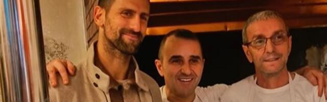 Novak Đoković posle pobede Bosne svratio u legendarnu ćevabdžinicu u Sarajevu, radnici nisu mogli da poveruju