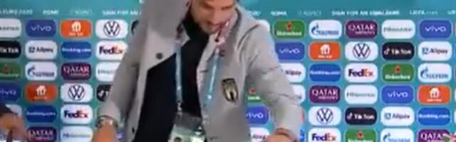 Zasad ništa od Vlahovića: Juventus produžio ugovor Lokateliju