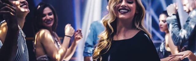 "Divljala" sa đacima, pa završla na stubu srama: Ova nastavnica podelila je region