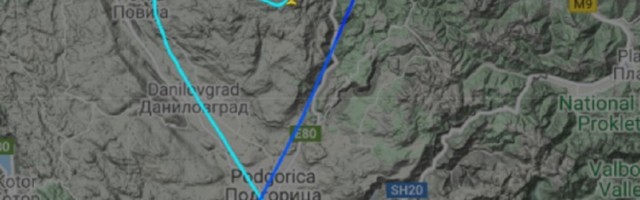 Na letu Podgorica Beograd pilot ISCRTAO SRCE na nebu