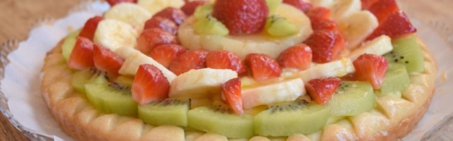 Voćni tart je čisto savršenstvo i bićete oduševljeni osvežavajućim ukusom ovog deserta sa kojim nema greške