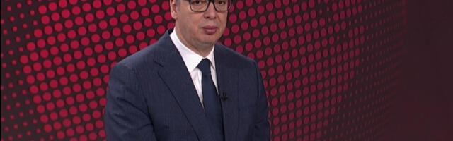 Vučić: “Zbog neodgovorne, antidržavne, antinarodne politike izgubili smo veliku i važnu investiciju”