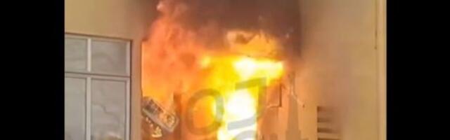 Požar u Zemunu: Vatra progutala stan (VIDEO)