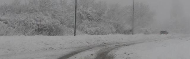 Trideset osoba evakuisano u Srbiji od početka jakih snežnih padavina