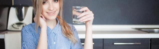 Proverite odmah: Jedan trik sa kožom pouzdano i jednostavno otkriva da li vam treba više vode