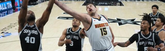 ONO ŠTO JOKIĆ RADI STVARNO IZGLEDA MOĆNO: Pogledajte fotografije nastale tokom strašne utakmice Srbina