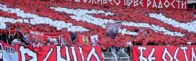 Sever ne zaboravlja: Navijači Zvezde koreografijom podsetili na veliku tragediju (VIDEO)
