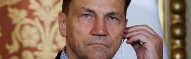 Сикорски: Ако Фицо подржи помоћ Кијеву, опростићемо посету Русији