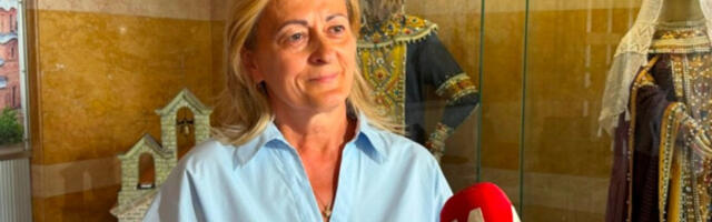 Деца са КиМ на мору у Баошићима у организацији Канцеларије за КиМ и Црвеног крста