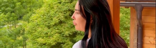 Đakuzi, sauna i pogled koji osvaja: Ovo je kuća Katarine Grujić u netaknutoj prirodi