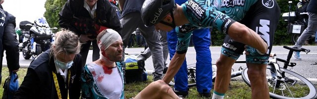 Ovo je kao ratna zona, potpuni pokolj - policija traži ženu iz publike koja je oborila 50 biciklista na Tour de France