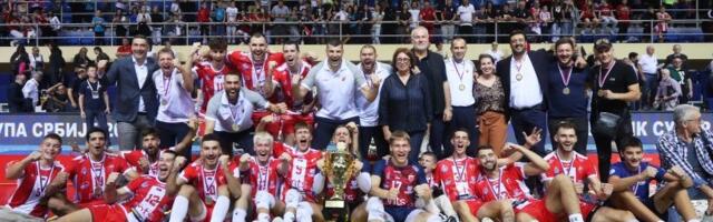 JOŠ JEDAN TROFEJ OVE GODINE: Zvezda preko Vojvodine do trona