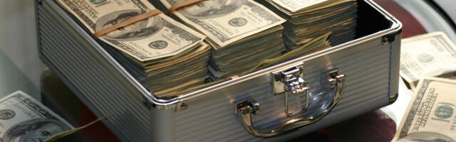 ŠOK U SELU! Čovek pronaša 600 miliona dolara na njivi