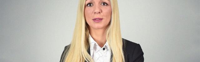 "Policija upala u stan čoveku jer je na prozor okačio transparent Vučićevih laži"
