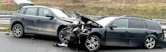 Tri osobe povređene, automobili slupani: Teška nezgoda na auto-putu Miloš Veliki (FOTO)