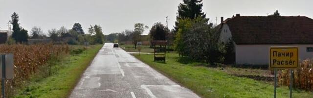 U Pačiru postavljene dvojezične table sa nazivima ulica - sa gramatičkim i pravopisnim greškama