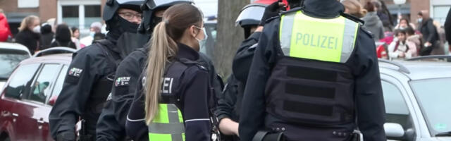 Tragedija u Nemačkoj: Kolima uletela u grupu dece, jedan mališan stradao