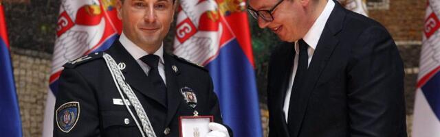 „Odavno nisu hapsili zbog rušenja ustavnog poretka“: Afera „zvučni top“ dimna zavesa za skretanje pažnje sa Veselina Milića