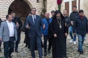 Поповић: Председник Вучић са монаштвом о пројектима који су важни за Хиландар
