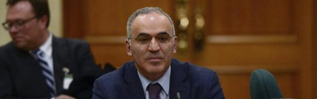 GARI KASPAROV U VELIKOM PROBLEMU: Rusi bi ZBOG OVOGA mogli da ga optuže da je strani agent