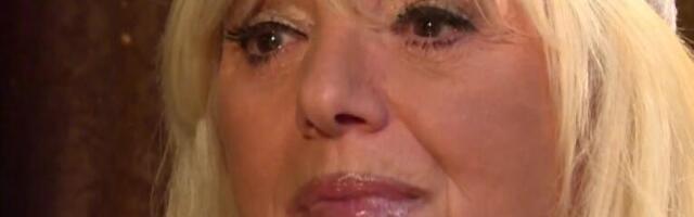 NAŠA PEVAČICA RONI SUZE U VILI OD ČETIRI MILIONA EVRA ZBOG PRIČA DA PLIVA U PARAMA: "Što mi to rade, imam tu jednu kuću i još jednu..."