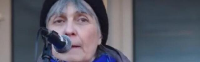 Poruke književnice Jasminke Petrović na protestu: Đaci, nastavnici, roditelji i direktori škola, jedan tim