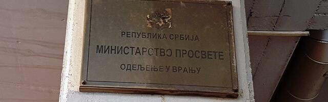 Ministar Vuk vrši pritisak i preti gimnazijama u Srbiji
