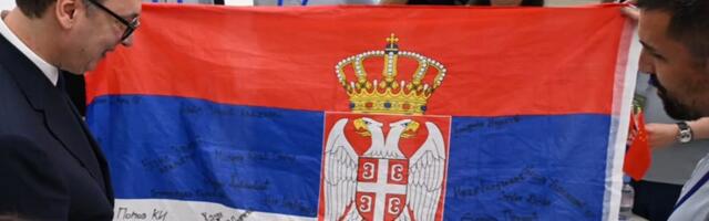 "TO JE ZA MOJU ZEMLJU, MOJU SRBIJU" Vučić nije krio sreću: Za ovo se živi, zbog ovog se bavite politikom, da svom narodu donesete nešto! 953 MILIONA INVESTICIJA