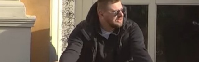 JANJUŠ PRIZNAO PRED MILIONIMA - Bio sam intiman sa Anom Korać na STEPENIŠTU i u TOALETU! Ona se odmah oglasila!