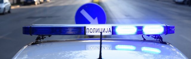 Čak 4 puta pijan kršio policijski čas: Izazvao saobraćajku, pa razlupao policijsku stanicu!