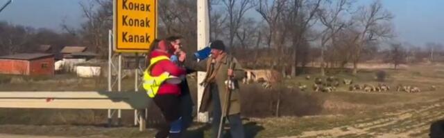 Pastir izašao u susret studentima: Imao je poruku za njih (VIDEO)
