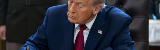 „Bio je najgori predsednik u američkoj istoriji“: Tramp u Beloj kući postavio ploče sa opisom svojih prethodnika