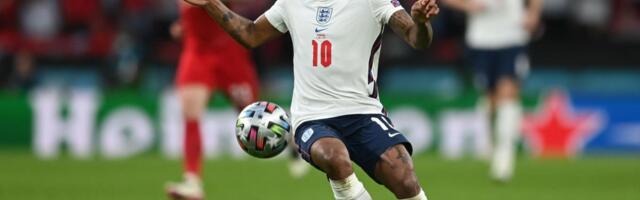 PLAVCI OTPISALI ČUVENOG ASA! Igrao za Liverpul, Siti, Čelsi, Arselnal - pa doživeo sunovrat! Fulam i Kristal Palas zainteresovani za Sterlinga!