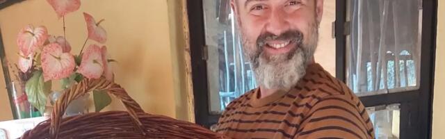 ŠOK ISPOVEST! Poznati voditelj priznao da su ga PRIVLAČILI MOMCI još u srednjoj - Otkrio i istinu o bivšoj devojci: "Ne znaš dok ne probaš"