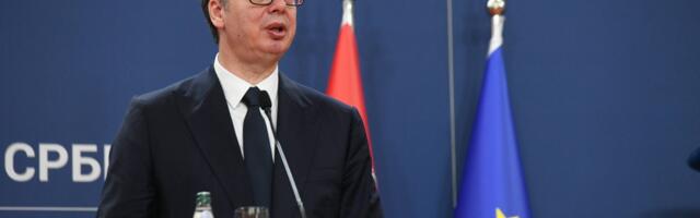 Vučić: Planiram da podnesem ostavku, već pakujem knjige u Predsedništvu