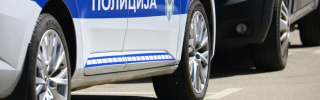 U sudaru 2 automobila u Nišu oštećena 4 auta