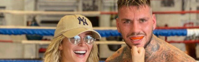 BIO JE DEČKO DILETE, ASAD JE U INVALIDSKIM KOLICIMA! Najjači italijanski bokser se oglasio nakon čak dve godine! (VIDEO)